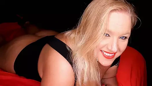 Kıçımda ve oğlumda iyi bir sert horoza ihtiyacım vardı, bana anal vurma verdi mi? kıçından ağza işini bitirdim!