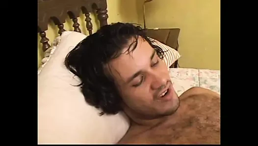 Brezilyalı oğlan çift yaz kampında sikişiyor