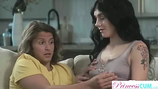 Üvey kardeşime dedi, üvey kardeşine tüm boşalmanı vereceksin