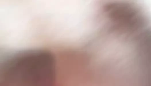 O benim sikimi sıkı kıçından seviyor....