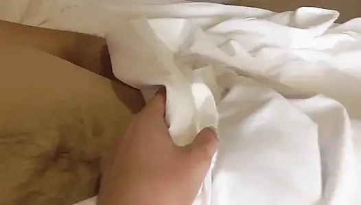 Macarena Lewis uyandığımda beni iki kez boşaltıyor