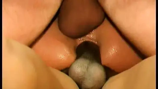 Esmer bebek ile dev memeler gets kaba backyard üçlü