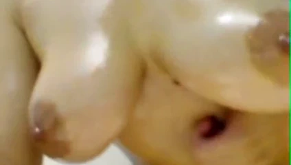 Mila kunis birbirine benziyor -nh