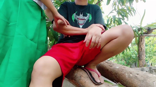 18 yaşındaki Pinay öğrenci walker herkesin içinde sikişiyor