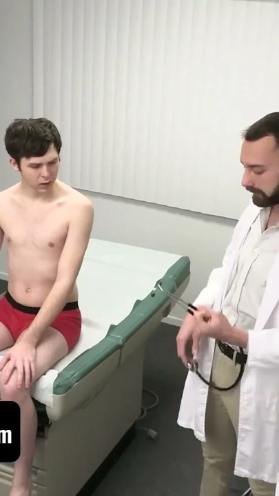 DoctorTapes - Dr. Johnny Dakota'nın Ağzına ve Rektumuna Hormon Tedavisi İçin Yapışkan Protein Depoluyor | Bölüm 1
