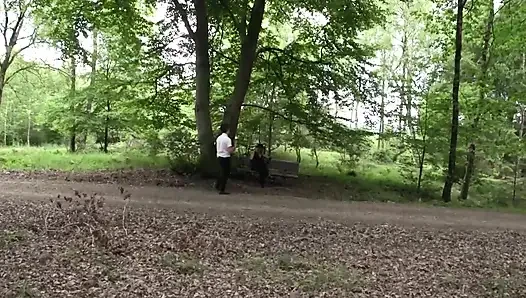 Demir Amcıklı Dul Kadın