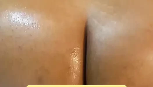 Kahverengi göt ibadeti