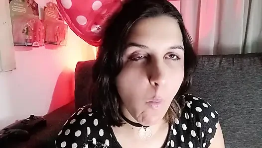 Baloncuk pisliği yapıyor - minnie kıyafeti - tavşan tezgahçı