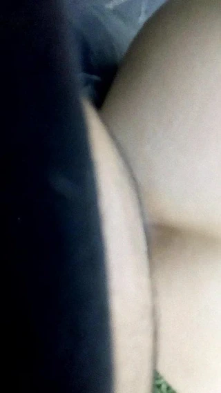 Amiga en un monte de nl