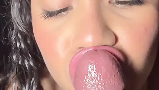 Seksi Genç Kız Sikiliyor