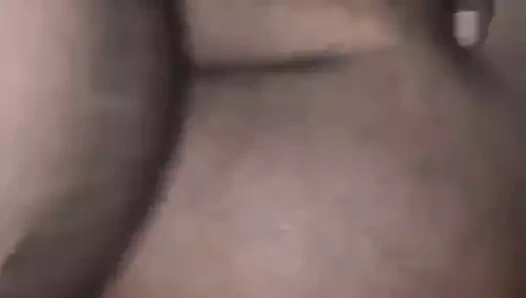 Kahrolası kalın siyah korkak üzerinde zemin