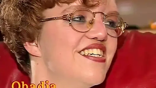 İtaatkar kadın için fetiş baskın eylem