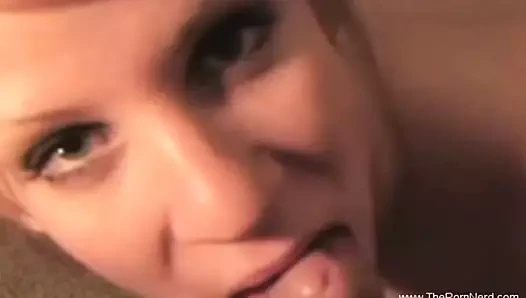 Tatlı ve sulu oral seks oturum arasında çift