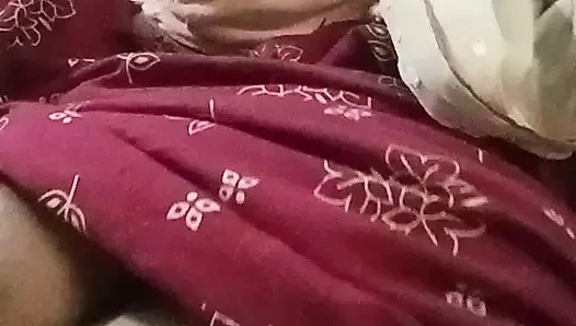 Hintli öğretmen yatak odası performansı