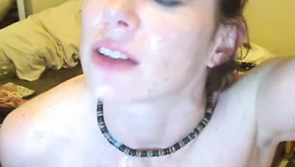 Sakso yüze boşalma