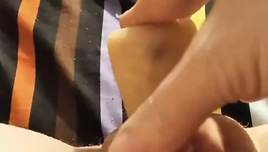 İzlediğimde karım yapay penis oyununu seviyor