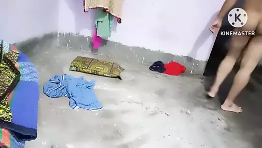 Hintli kadın domaltarak seks romantik aile seks üvey anne ve üvey oğul sabah seksi Hintli kız seks desi kız