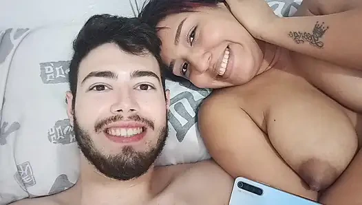 Öğrencin matematik sınıfıyla ilgilenmiyor o sınıf öğrencisiyle ilgileniyor ben büyük bir yarak seven ateşli yaramaz bir genç kızım