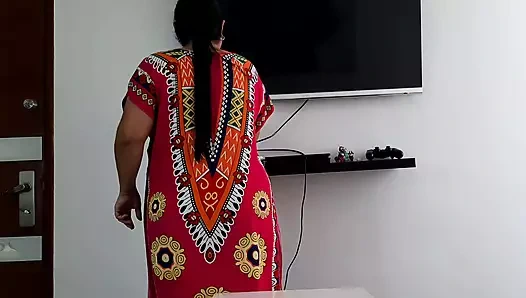 Üvey kardeşim ağzına benim horoz ile oynamayı seviyor.