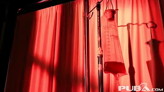 Skin Diamond derinden sikişiyor