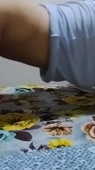 Üvey kız arkadaşımın kocası beni serinlemeye ikna etti | Klip 1