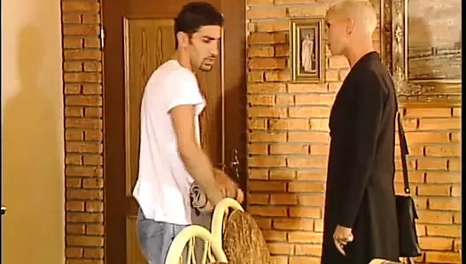 Der perfekte Angestellte nimmt es in den Arsch - Episode 3