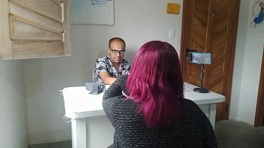 Büyük göğüsleri ve götüyle ateşli bir röportaj