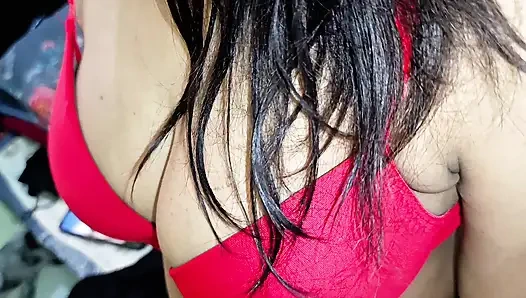 Bugün sigara dolu dolu sigara içtim ve son günlerde sigaramı tüttürdum ve parmaklarımı altına batırdım.parmaklarımı altınla.