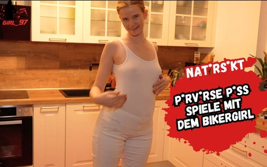 Beyaz Pantolon Ve Beyaz Üst Giymiş Kişi Giderek Artıyor!