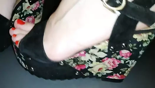 Çiçekler topuklu bayan l (video kısa versiyonu)