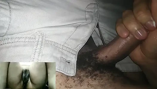 Görüntülü görüşmede mastürbasyon