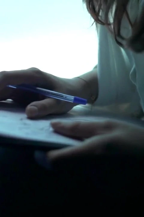 Xdominant 018 - lezbiyen yüzme havuzunda sikişiyor