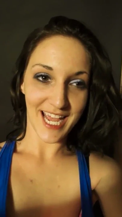 Carmen Valentina Minik Dövmeli MILF Oral Seks Öğretiyor Sonra Derin Alıyor! | Bölüm 1