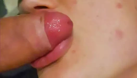 Harika twerk, üvey kız kardeşimin nasıl twerk yapıyor ve domalarak götünü sikmeye başlıyorum