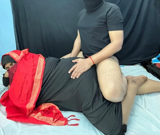 Chor bhabhi ko devar ne chori karte pakda ya da choda ya da bhabhi ke bade bade bade doodh piya