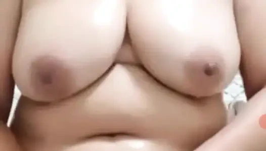 Önce banyo yap ama aniden akıl oyunu .u amcığını tekrar ne oynadığını biliyor büyük göğüslerini wow