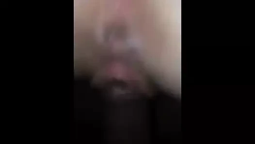 O squirts üzerinde bbc sırasında sıcak doggystyle