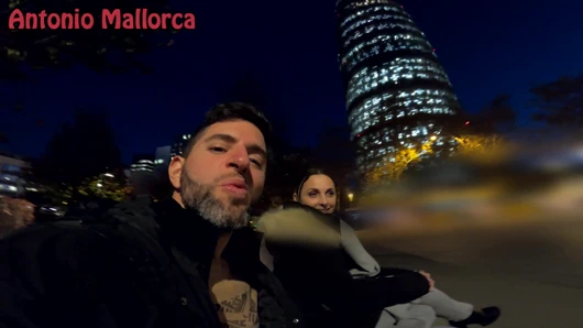 Airbnb'mi kaybettikten sonra sıcak büyük göt İspanyol beni otel odasına davet etti