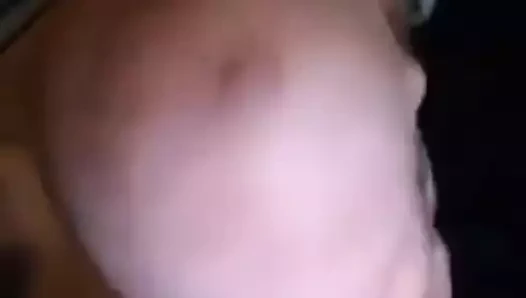 İri güzel kadında büyük memeler 2