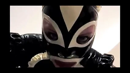 zevk için hizmetçi