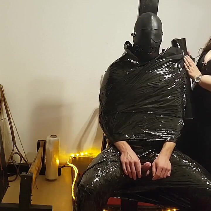 Folyo esaret kölesi bölüm 2 - yapışan film mumyalanmış ve delirmiş