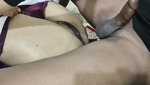 My Romantice Cousin Sister Give Me Blowjob In My Bed Room I Surprise When He Give Her Juice Pussy