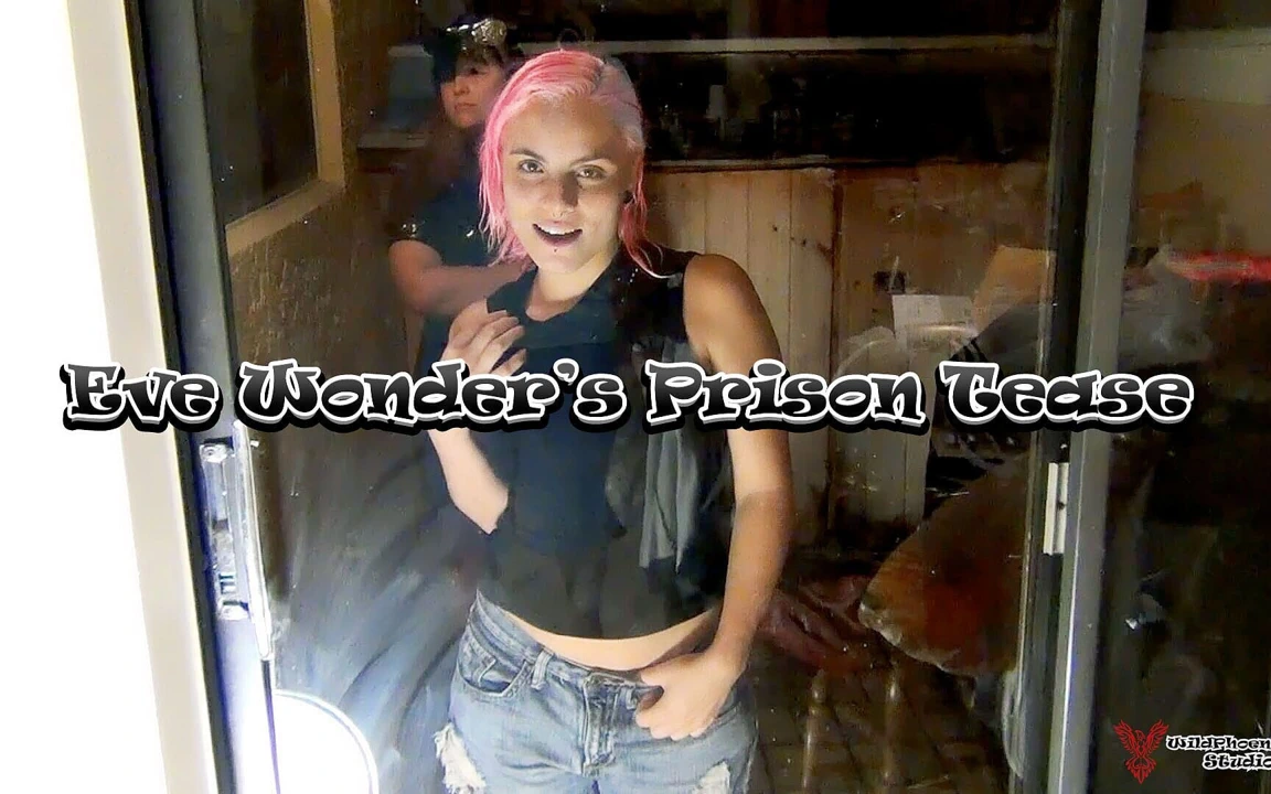 Eve Wonder'ın hapishane tacizi: camdaki memeler ve parmaklıklar arkasında mastürbasyon