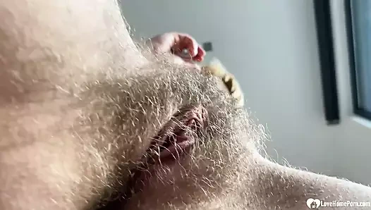 Amcığım en sevdiği dildo olmadan yaşayamaz