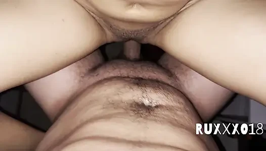 Karayiplerden seksi esmer Kolombiyalı Çılgınca Sevişiyoruz