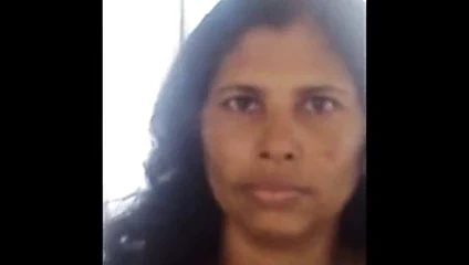 Sri lankalı milf aunty elbiseler yukarı sonra sikme