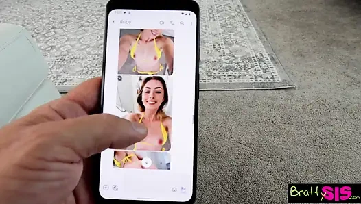 Yanlışlıkla üvey erkek kardeşimi çıplak gönderdim