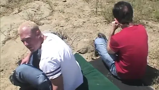 Yaramaz bir kız için büyük sert olgun yarak