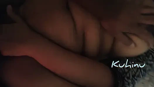 Öğleden sonra komşularla sosyalleşmek çok sevinç getiriyor