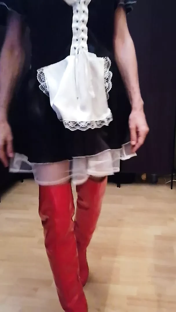 hizmetçi soyunma